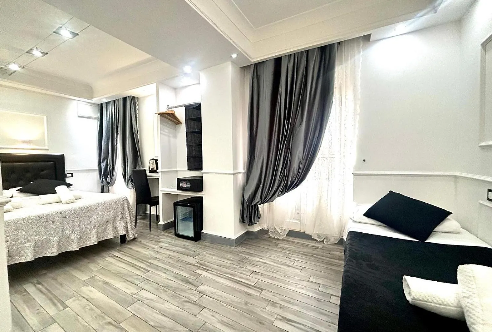 Locanda Parlamento Rome Guest house
