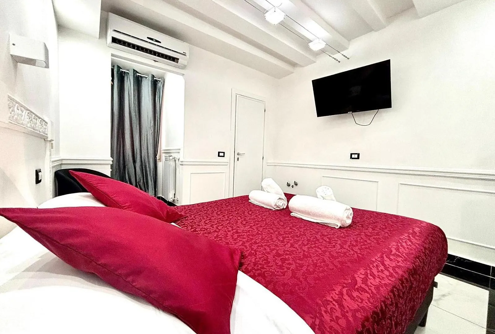 Locanda Parlamento Rome Guest house